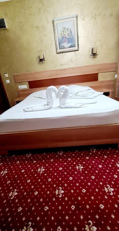 Motel Cool Bărcăneşti Quarto foto